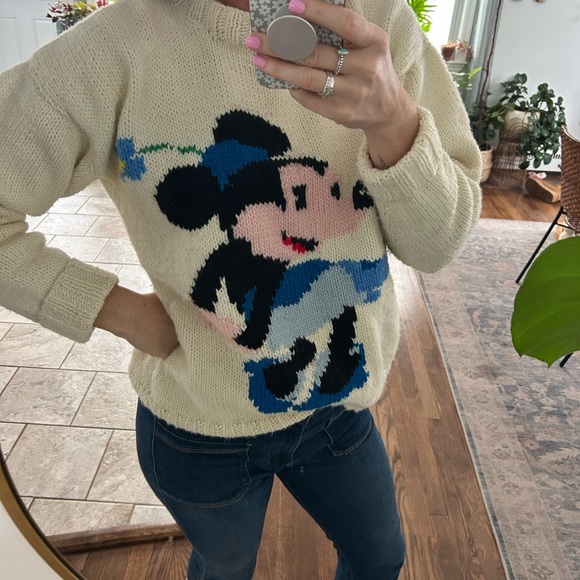 Vintage hand knit Mickey Mouse Minnie Mouse cream 70s sweater: Rare - Picture 2 of 13